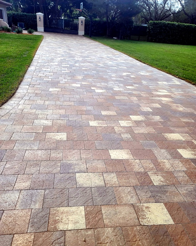 Travertine paver pool deck installation in Doral FL